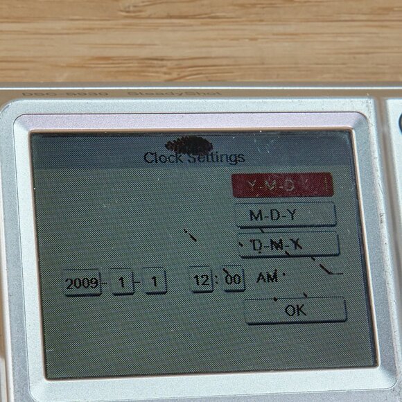 Sony Cyber Shot DSC-S930 Digital Camera 10.1MP Tested Working - Picture 5 of 9